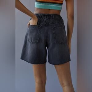 NWT BDG Pull-On Baggy Denim Short (size XS)